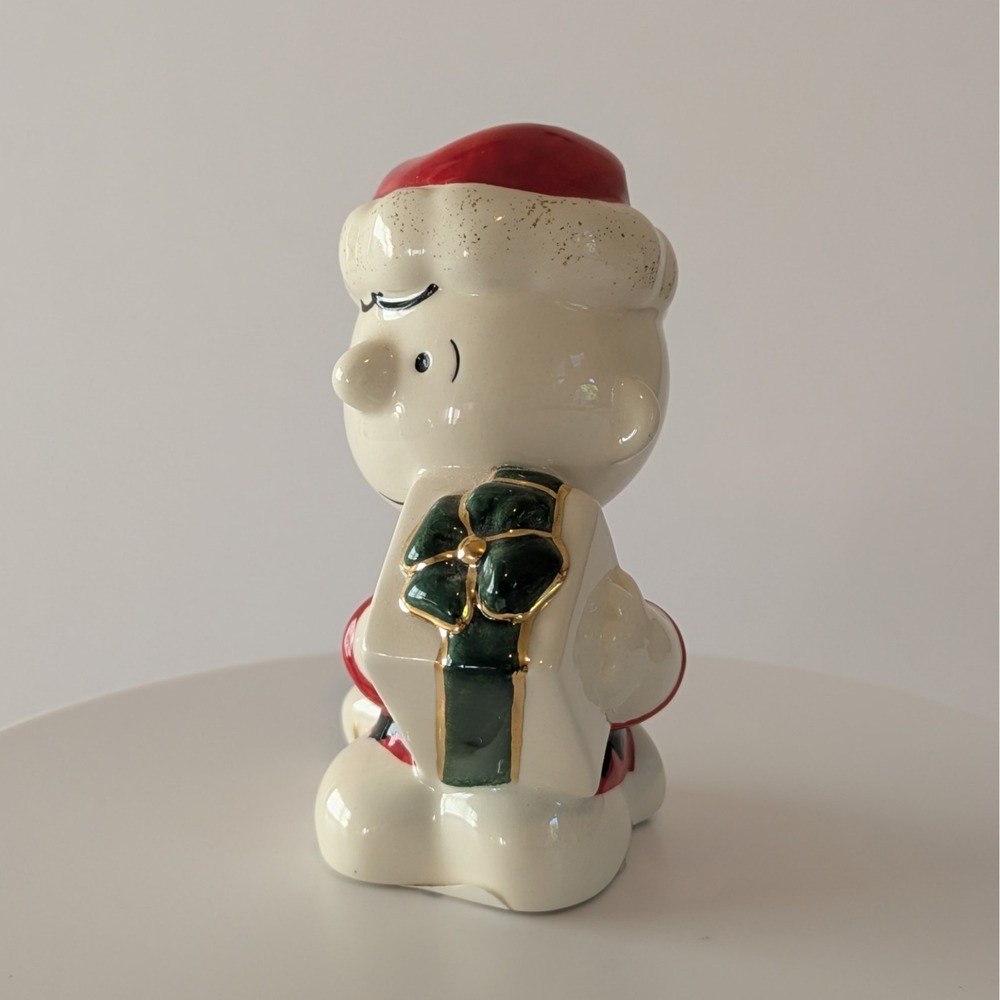 2004 Lenox Charlie Brown & Snoopy Christmas Tree Porcelain Salt & Pepper Set - Picture 4 of 14